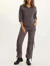 Load image into Gallery viewer, Knapp Button-down - Charcoal