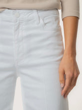 Load image into Gallery viewer, Meg High Rise Jean with Pintuck - Optic