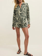Load image into Gallery viewer, Palm Shorts - Tea Leaf