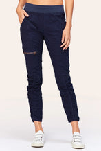 Load image into Gallery viewer, Malanda Pant - Navy
