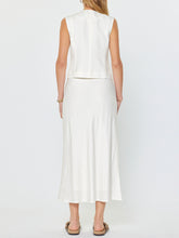 Load image into Gallery viewer, Embroidered Vest with Pockets - Ivory
