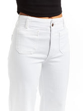 Load image into Gallery viewer, Patch Pocket Wide Leg Jean - White
