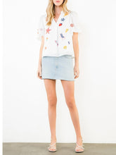 Load image into Gallery viewer, Embroidered V-Neck Top - White
