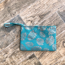 Load image into Gallery viewer, Foil Leaves Pouch - 4 Colors
