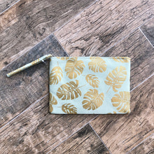 Load image into Gallery viewer, Foil Leaves Pouch - 4 Colors
