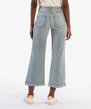 Load image into Gallery viewer, Meg Mid Rise Roll Up Jean - CHCKL FINAL SALE

