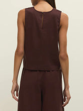 Load image into Gallery viewer, Sloan Linen Top - Chocolate
