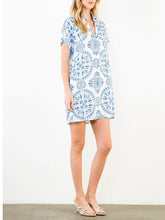 Load image into Gallery viewer, Shell Print V-Neck Dress - White/Blue
