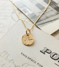 Load image into Gallery viewer, Round Wave Necklace
